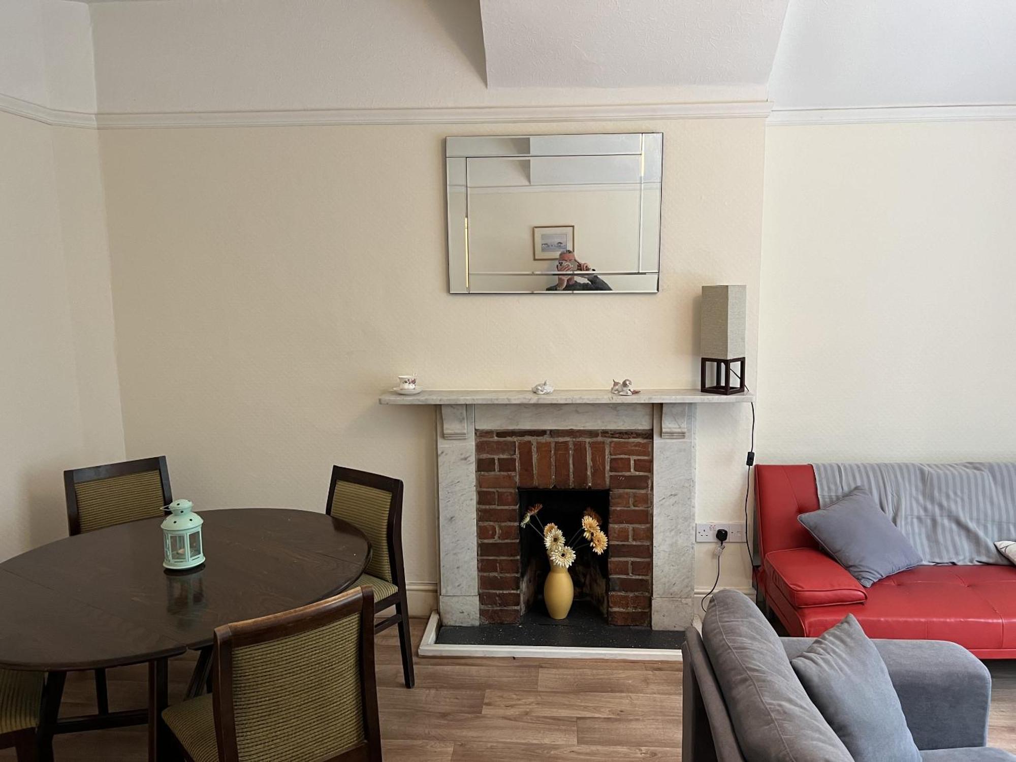 The Talbot And Apartment Iwerne Minster Zimmer foto